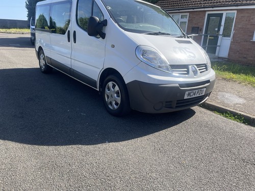 Renault traffic lwb 9seater - renault,